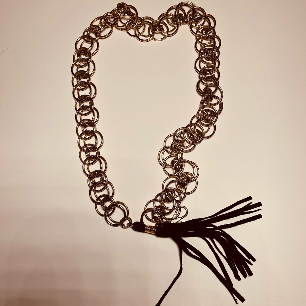 Chain belt.